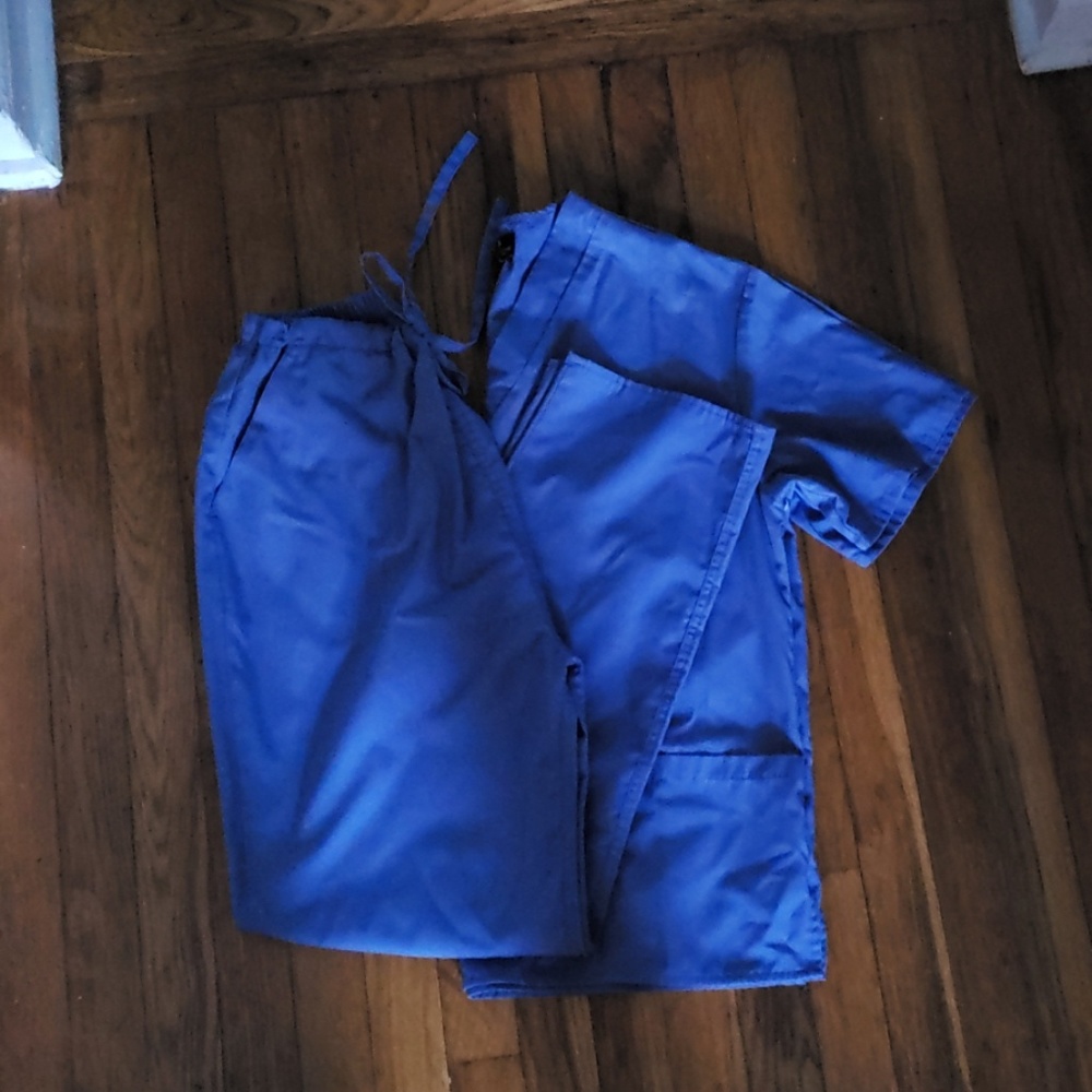 Blue scrubs set